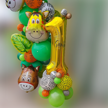 Cargar imagen en el visor de la galería, Arco de Globos + Bouquet número
