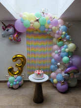 Cargar imagen en el visor de la galería, Arco de Globos + Bouquet número
